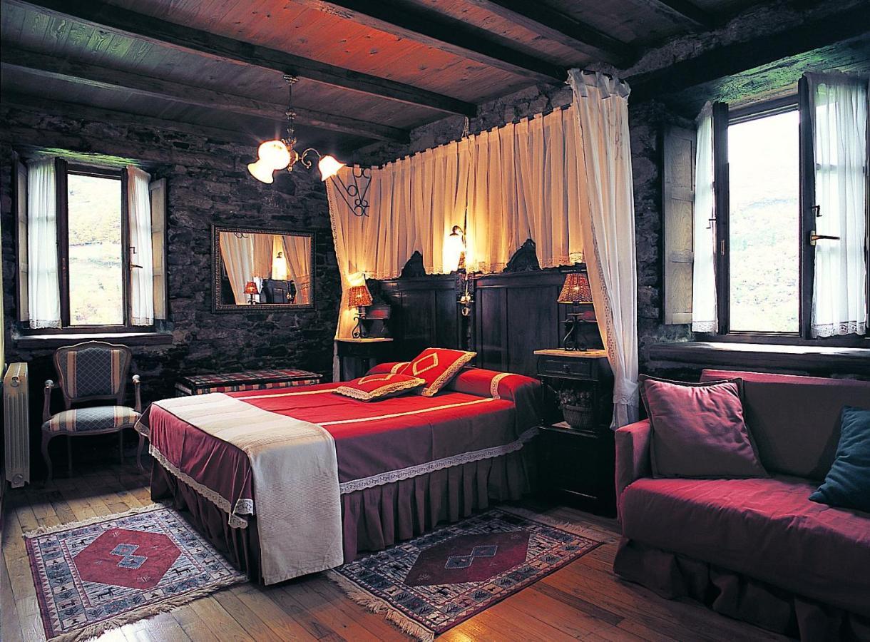 Готель Casa Ponce Posada de Rengos Екстер'єр фото